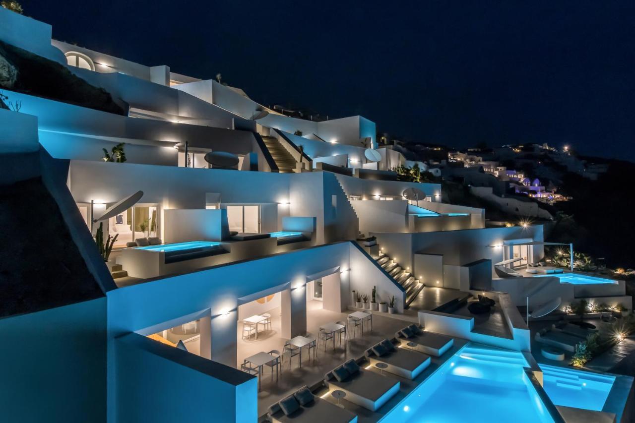 The Saint Oia