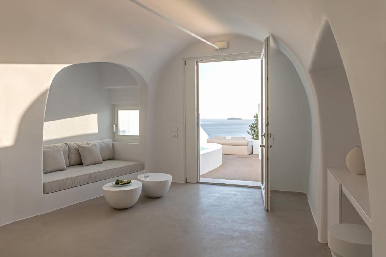 The Saint Hotel Oia