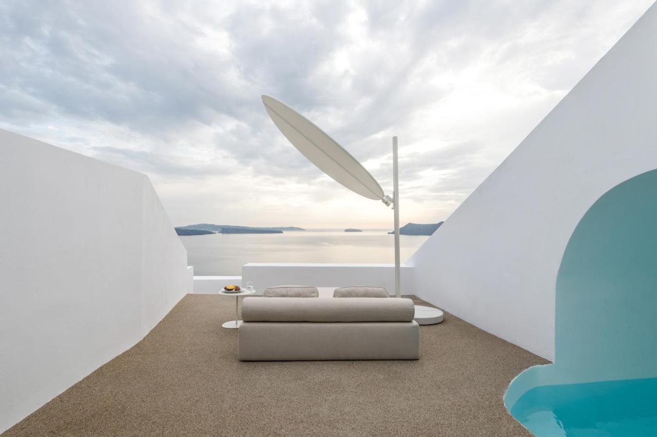 The Saint Oia